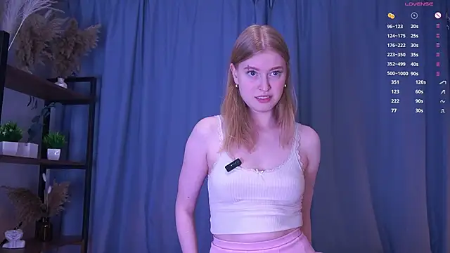 LanaRoxxy online show from 04-05-26, 12:35