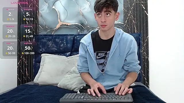 Snapshot of Lust_demian chatting on 02-09-26, 03:27 Lust demian online show from 02-09-26, 03:27