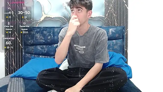 Snapshot of Lust_demian chatting on 02-19-26, 11:50 Lust demian online show from 02-19-26, 11:50