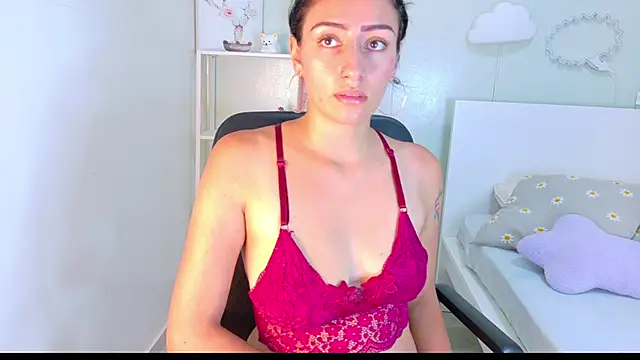 AmmyRouse   online show from 02-03-26, 11:04