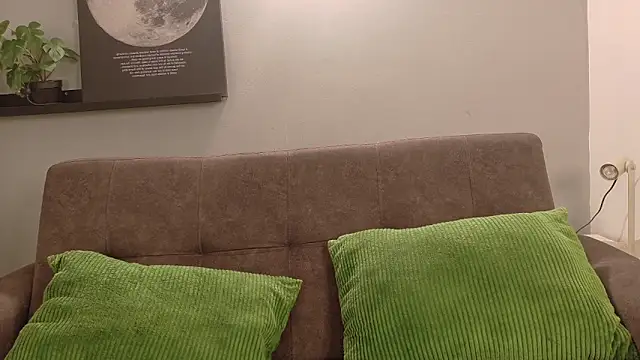 AmmyRouse   online show from 04-25-26, 08:50