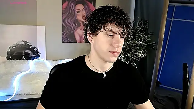 Snapshot of TylerGibson chatting on 05-25-26, 03:45 TylerGibson online show from 05-25-26, 03:45