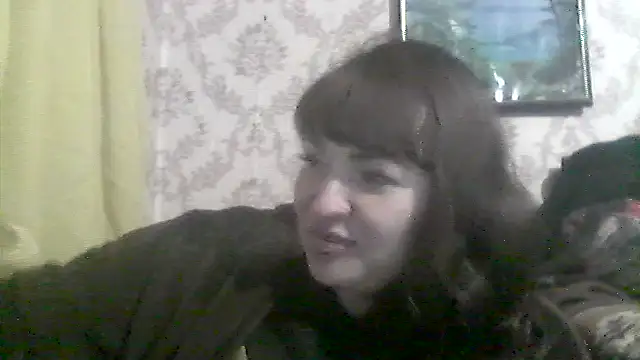 Snapshot of AllinaKis chatting on 04-13-26, 08:47 AllinaKis online show from 04-13-26, 08:47