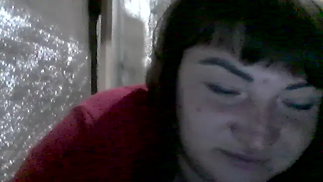 Snapshot of AllinaKis chatting on 05-11-26, 08:28 AllinaKis online show from 05-11-26, 08:28