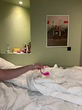 TrueloverGR online show from 02-12-26, 12:38