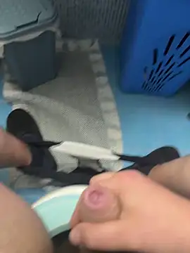 hotcgat online show from 04-28-26, 01:49