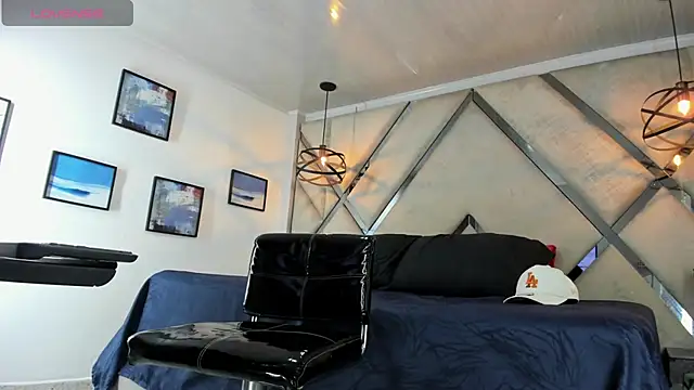 Dusan Grey77 online show from 02-06-26, 03:44