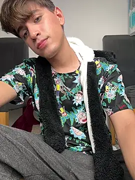 Snapshot of Naim_TheKing chatting on 02-02-26, 04:33 Naim TheKing online show from 02-02-26, 04:33