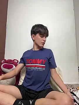 Snapshot of Naim_TheKing chatting on 02-08-26, 05:22 Naim TheKing online show from 02-08-26, 05:22