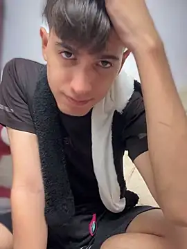 Snapshot of Naim_TheKing chatting on 03-06-26, 03:25 Naim TheKing online show from 03-06-26, 03:25