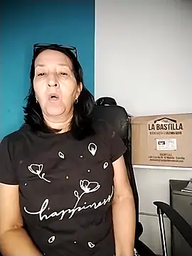 RosseLaure online show from 05-26-26, 04:14