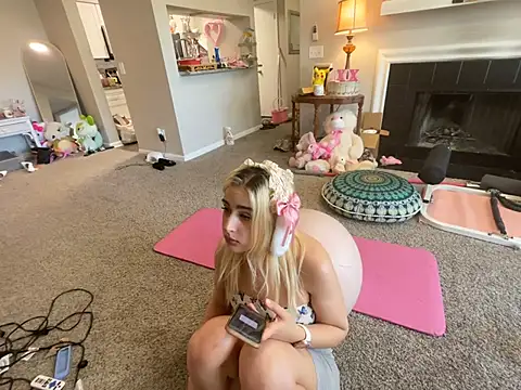 Pink mink21 online show from 04-05-26, 08:17