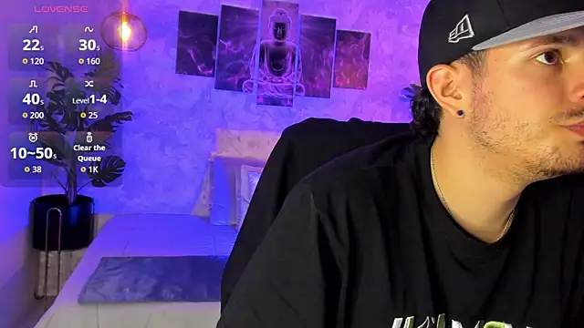 Snapshot of Nils_saintt chatting on 01-19-26, 03:54 Nils saintt online show from 01-19-26, 03:54