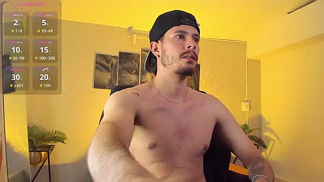 Snapshot of Nils_saintt chatting on 02-11-26, 03:22 Nils saintt online show from 02-11-26, 03:22