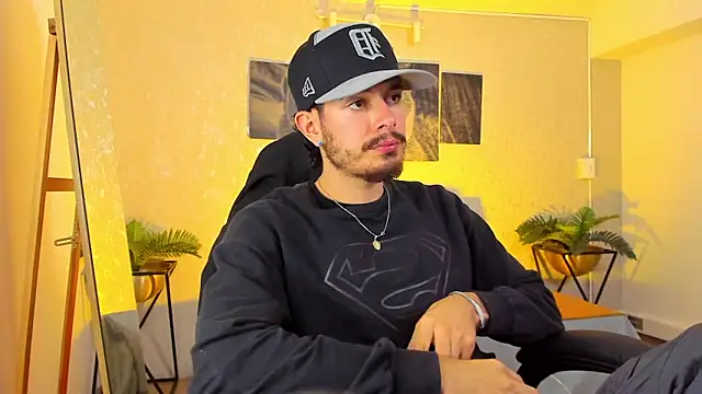 Snapshot of Nils_saintt chatting on 02-19-26, 03:57 Nils saintt online show from 02-19-26, 03:57