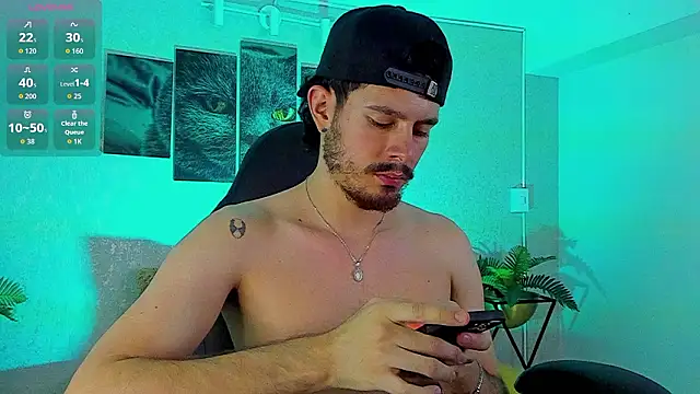 Snapshot of Nils_saintt chatting on 02-25-26, 04:22 Nils saintt online show from 02-25-26, 04:22