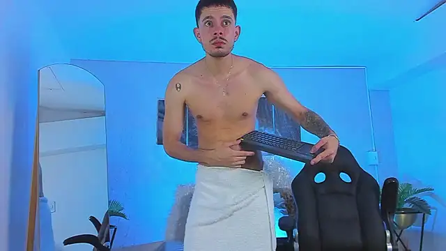 Snapshot of Nils_saintt chatting on 02-28-26, 03:35 Nils saintt online show from 02-28-26, 03:35