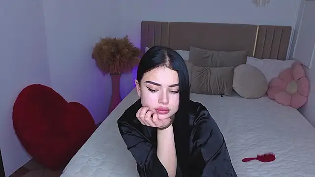 Snapshot of Silena_sky chatting on 03-07-26, 10:01 Silena sky online show from 03-07-26, 10:01