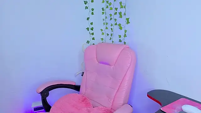 Silena sky online show from 04-29-26, 01:04