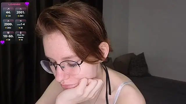 Snapshot of PetralPrime chatting on 05-07-26, 07:08 PetralPrime online show from 05-07-26, 07:08
