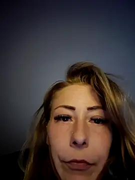 dewimp1 online show from 06-15-26, 07:38