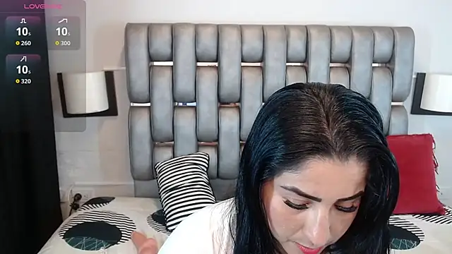 Miia Rosee  online show from 03-21-26, 11:52