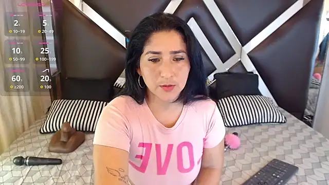 Snapshot of Miia_Rosee_ chatting on 06-02-26, 11:51 Miia Rosee online show from 06-02-26, 11:51