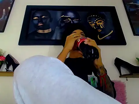 Tatoo Noah online show from 04-22-26, 09:16