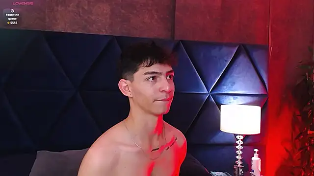 Logan Woods online show from 03-03-26, 05:08