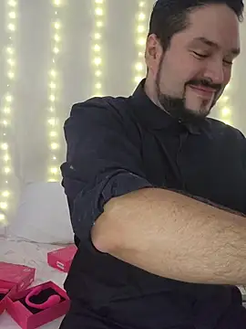 Snapshot of FatalAllure_Trio chatting on 03-09-26, 08:46 FatalAllure Trio online show from 03-09-26, 08:46