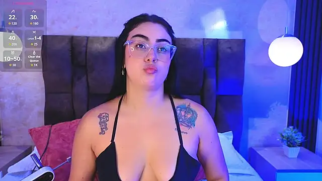 vicky grey online show from 04-28-26, 12:21