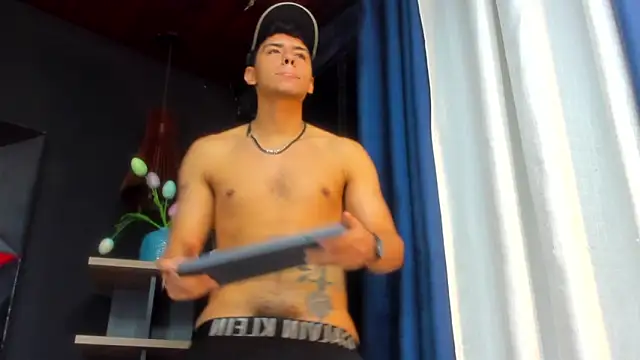 Tobias Vega online show from 02-18-26, 01:23