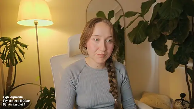 Snapshot of Scarlett_NoirMuse chatting on 03-09-26, 08:57 Scarlett NoirMuse online show from 03-09-26, 08:57