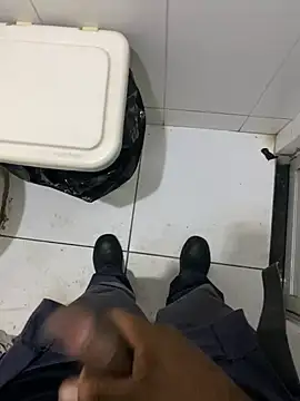 Snapshot of hudson19cm chatting on 02-08-26, 07:50 hudson19cm online show from 02-08-26, 07:50