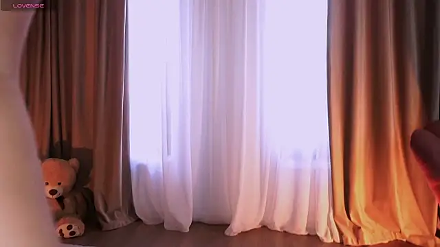 JessyLuvX online show from 06-09-26, 04:46