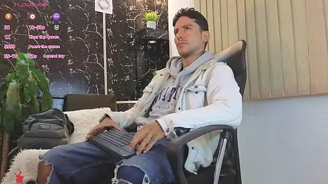 mister eithan online show from 04-27-26, 02:31