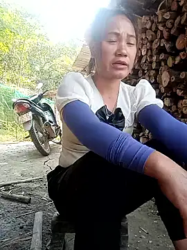 cutebobi online show from 04-13-26, 08:20