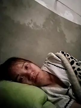 cutebobi online show from 04-26-26, 01:53