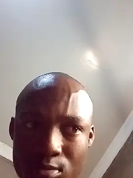 Snapshot of Ssmal98k chatting on 02-21-26, 10:05 Ssmal98k online show from 02-21-26, 10:05