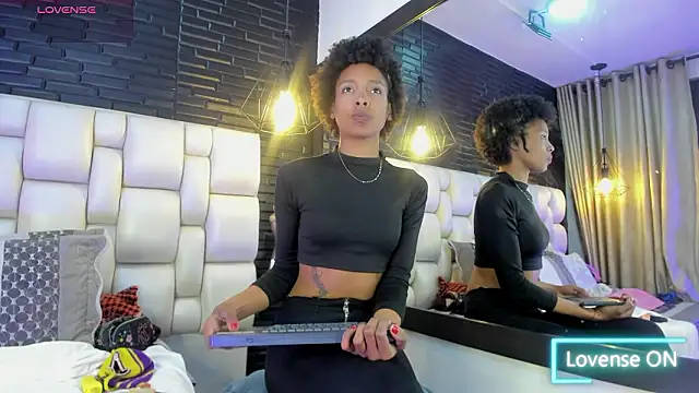 Afrodita Greenn online show from 02-20-26, 03:47