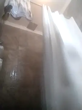 Snapshot of Caliente777666 chatting on 02-13-26, 04:52 Caliente777666 online show from 02-13-26, 04:52