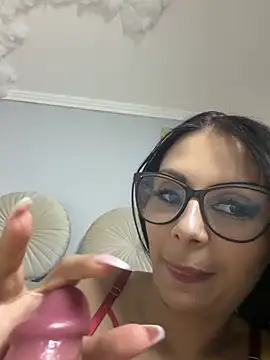 HiddendesireXO01 online show from 07-16-26, 06:58