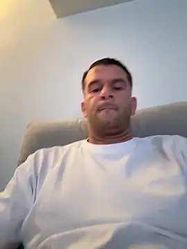 Snapshot of tony3729 chatting on 05-14-26, 12:06 tony3729 online show from 05-14-26, 12:06