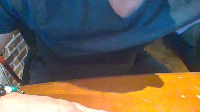 Snapshot of ludowrss chatting on 05-31-26, 04:20 ludowrss online show from 05-31-26, 04:20