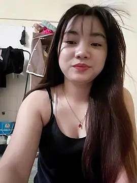 Pinks cool online show from 04-26-26, 03:42