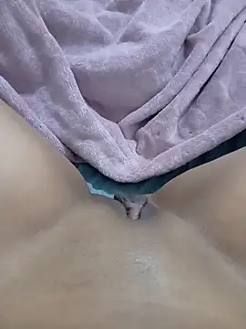 Snapshot of hanina127 chatting on 02-20-26, 03:03 hanina127 online show from 02-20-26, 03:03