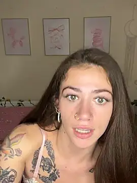 ValenciaTheVixenXX online show from 02-12-26, 05:19