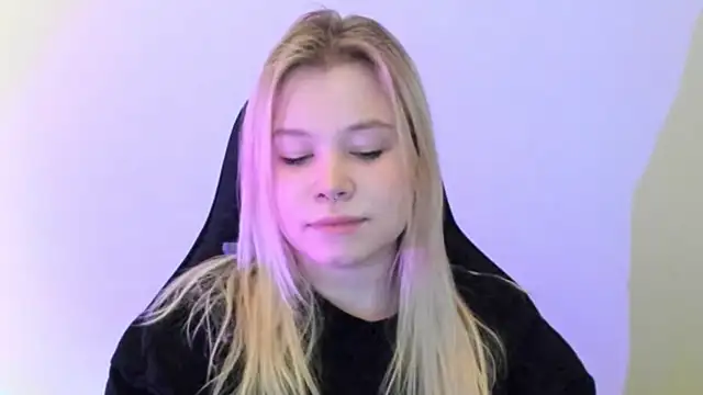 Lulu Di online show from 02-17-26, 10:16