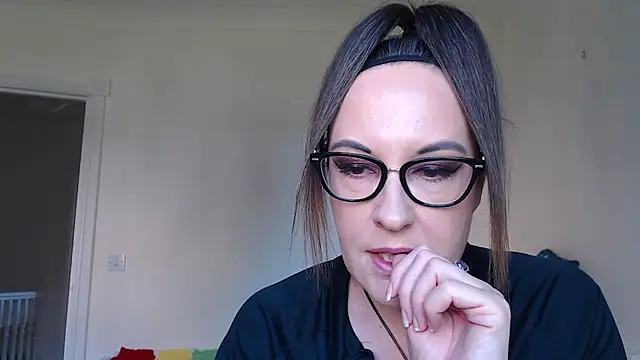 Snapshot of PsychicDominatrix chatting on 03-26-26, 11:05 PsychicDominatrix online show from 03-26-26, 11:05