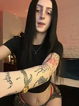 Snapshot of bellaxlauren chatting on 01-31-26, 11:36 bellaxlauren online show from 01-31-26, 11:36